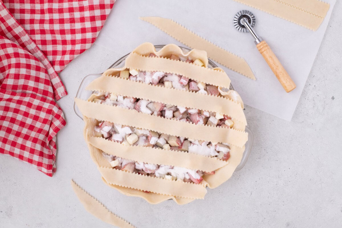 horizontal stripes lattice over rhubarb pie