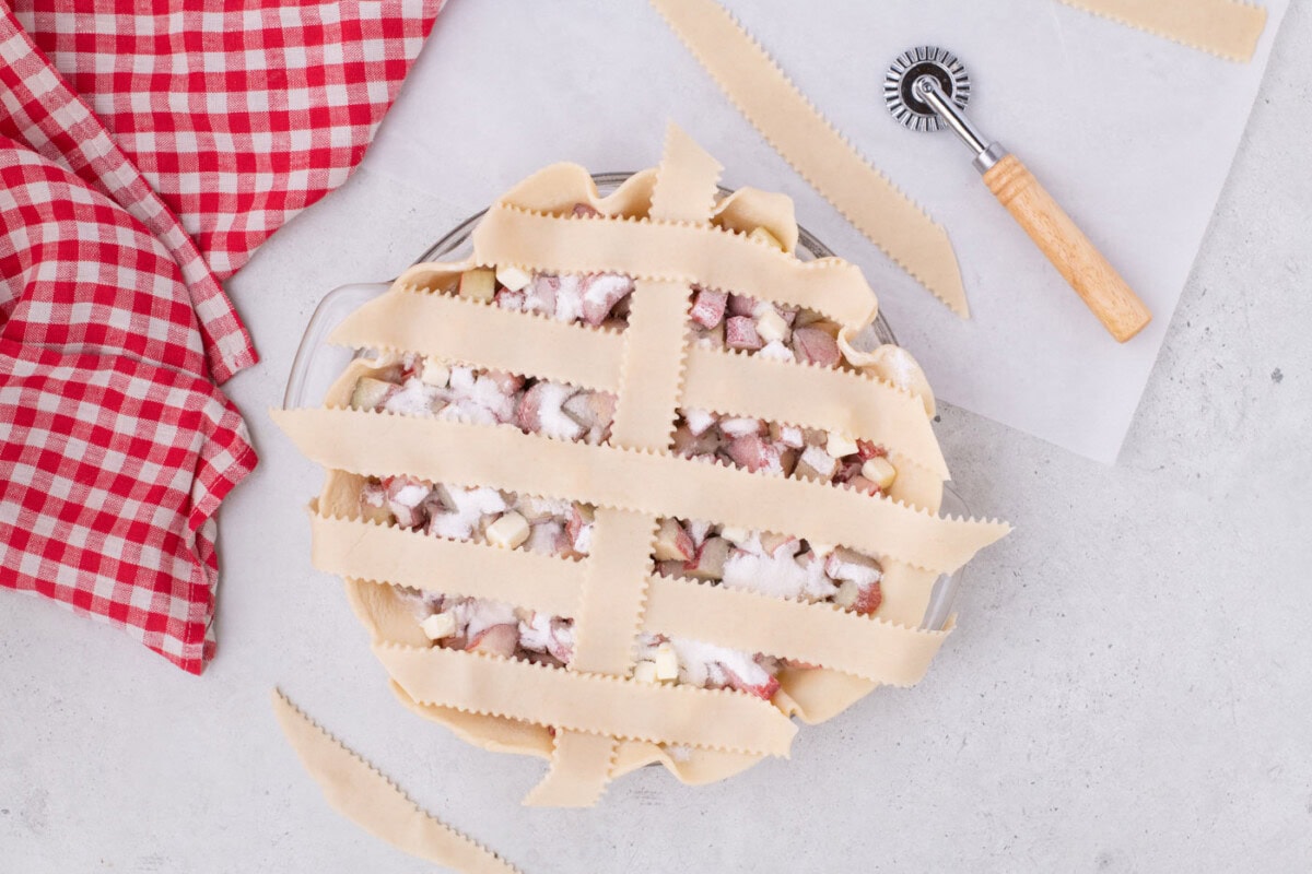weaving pie crusts into a lattice top