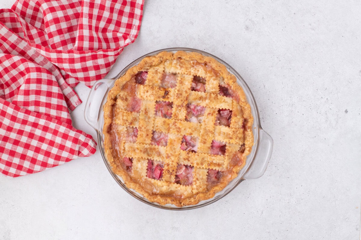 overhead of rhubarb pie in a pie plate