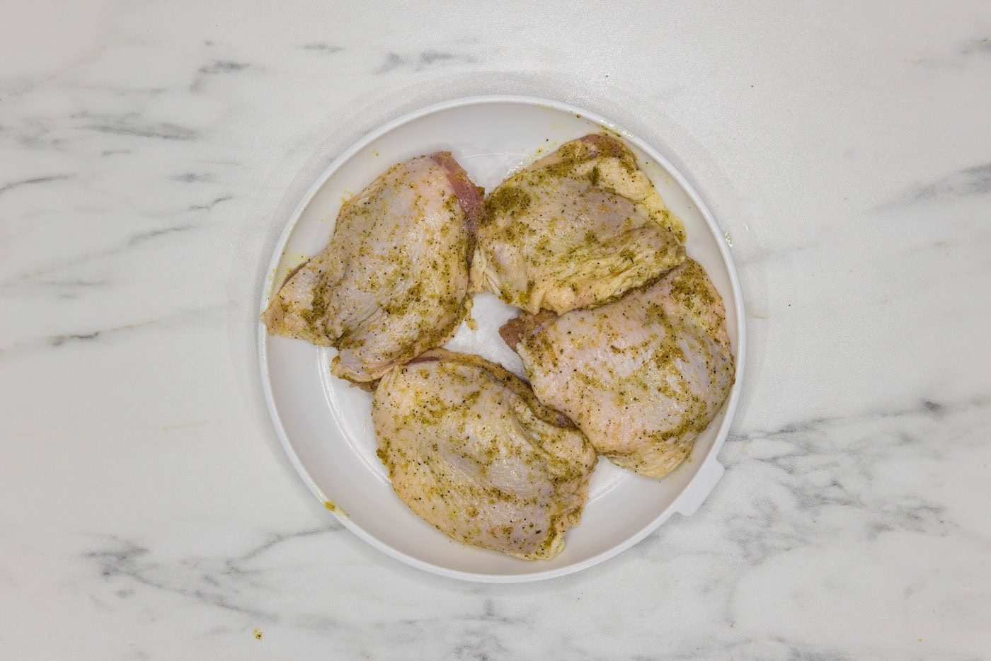 chicken thighs with seasoning rub