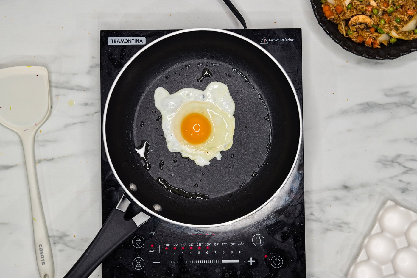 sunny side up egg in a skillet