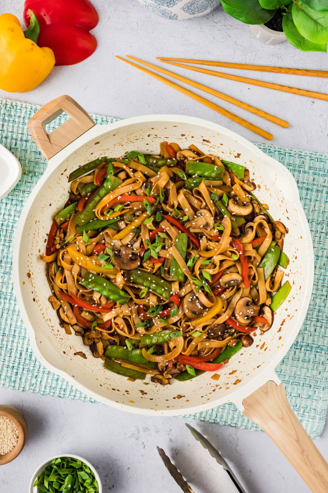 Skillet of Vegetable Lo Mein