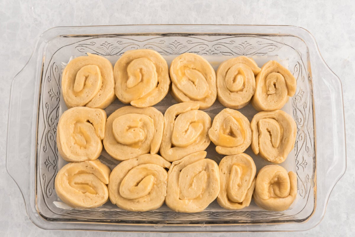 lemon sweet rolls in a pan