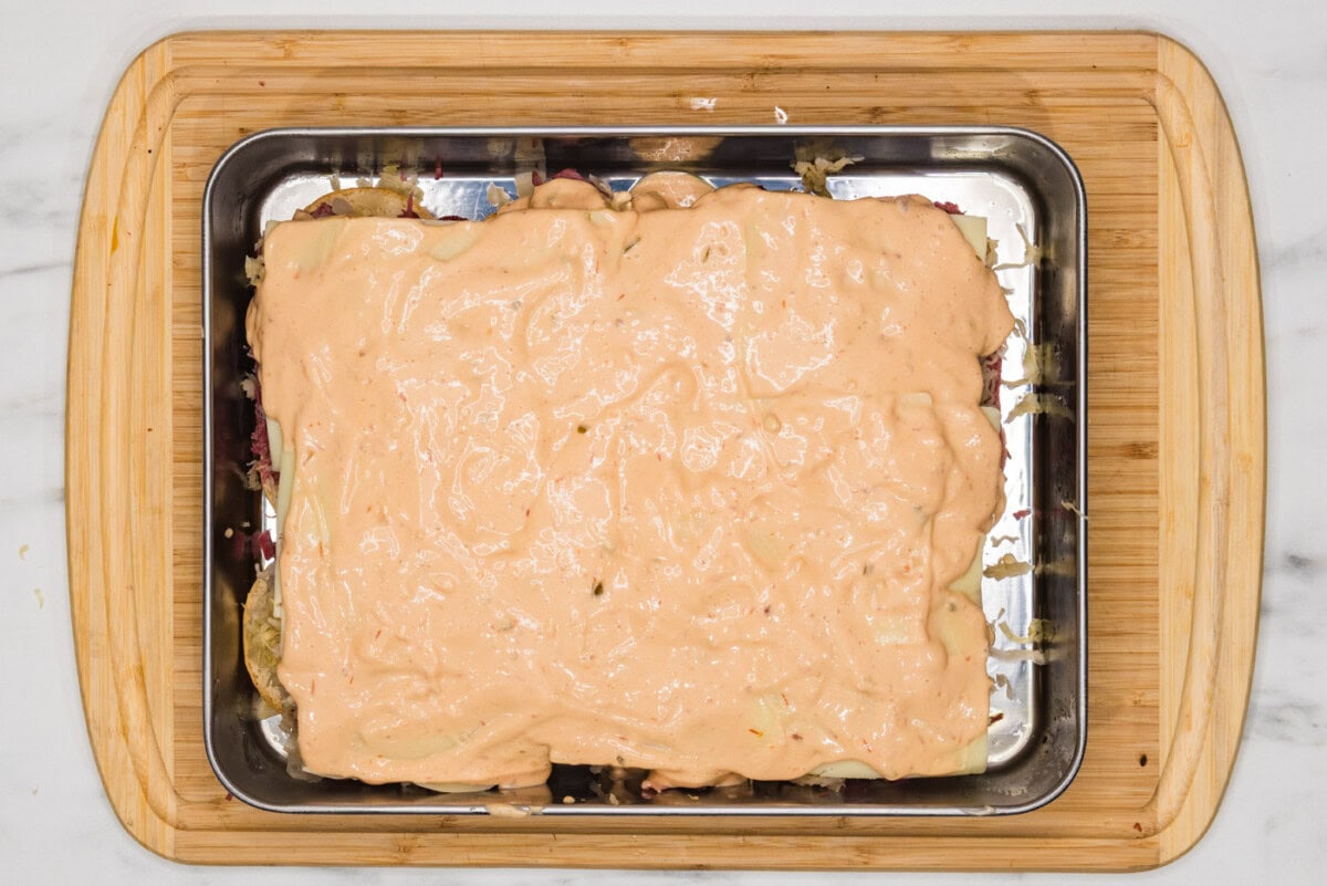 Reuben sliders with thousand island dressing