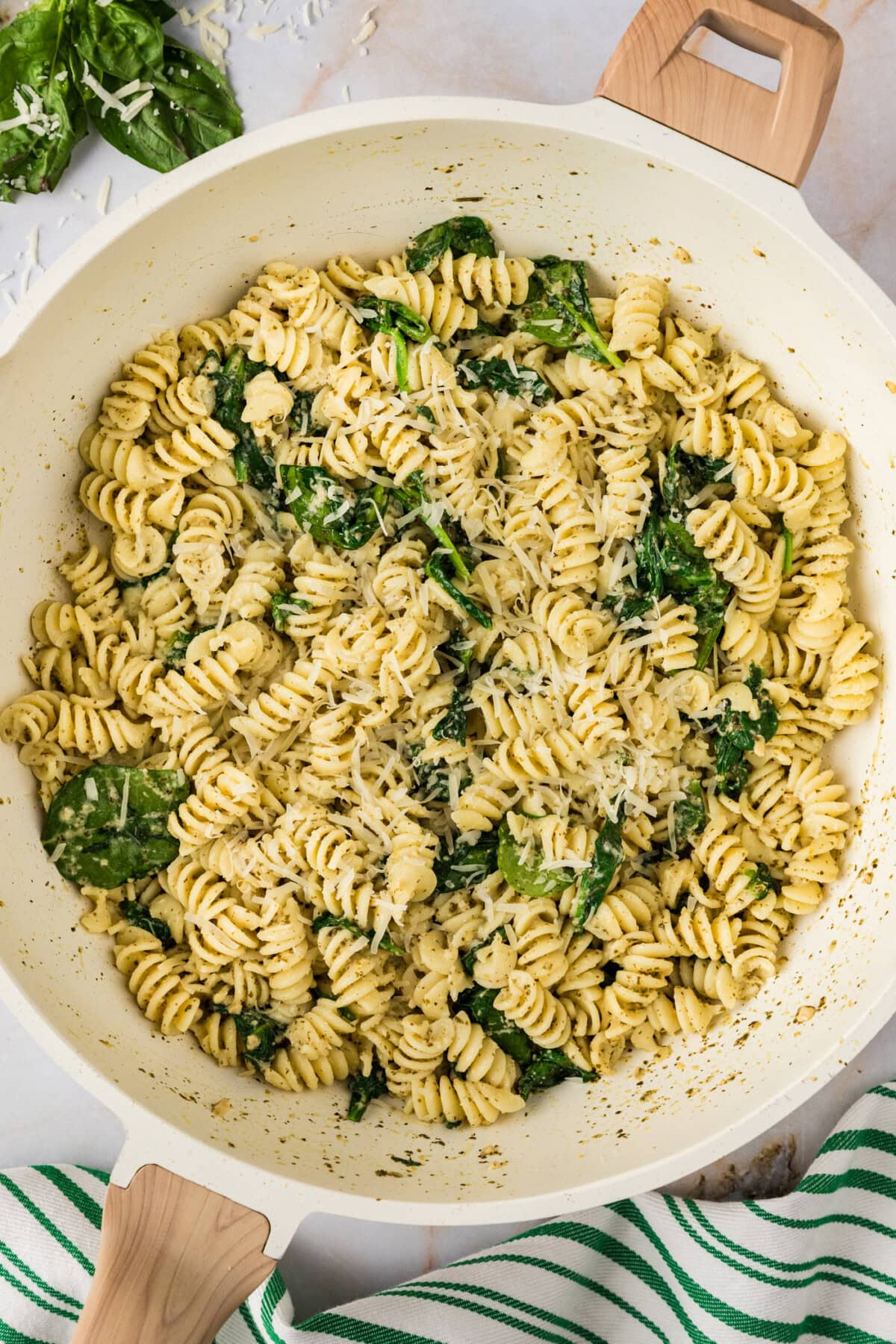 Close up photo of a skillet of Pesto Pasta