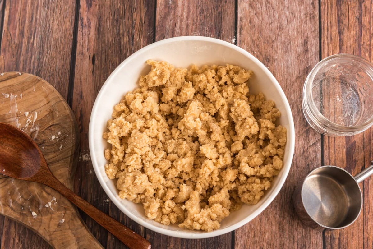 brown sugar streusel in a bowl