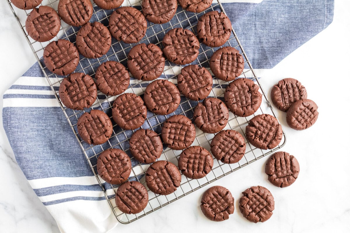 Chocolate Peanut Butter Cookies resting on a wire rack