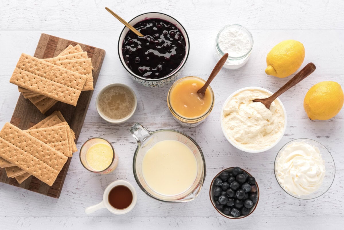 Ingredients for No Bake Blueberry Cheesecake