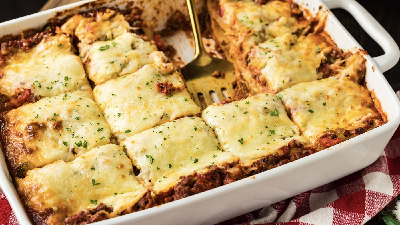 The Best Italian Lasagna Ever - vintage recipe - Amanda's Cookin'