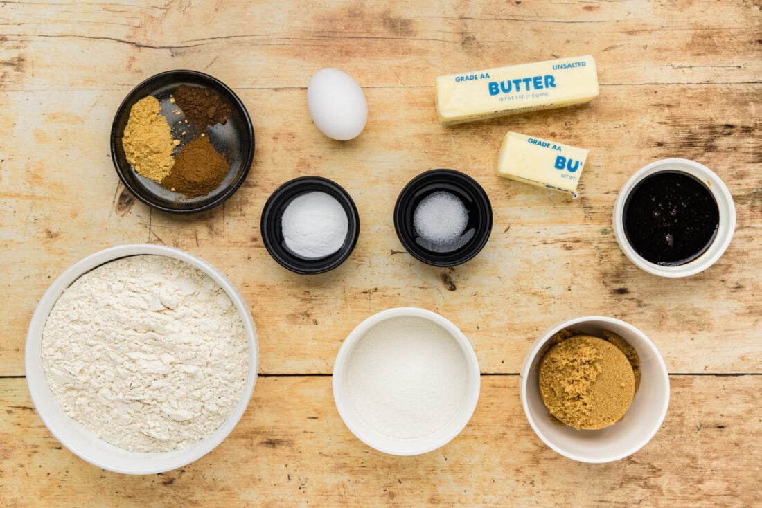 Ingredients for Crispy Gingersnap Cookies
