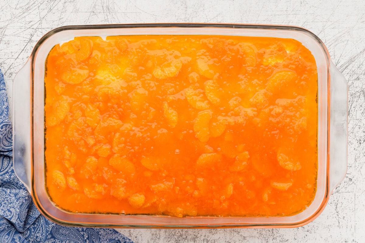 layer of jello in pan