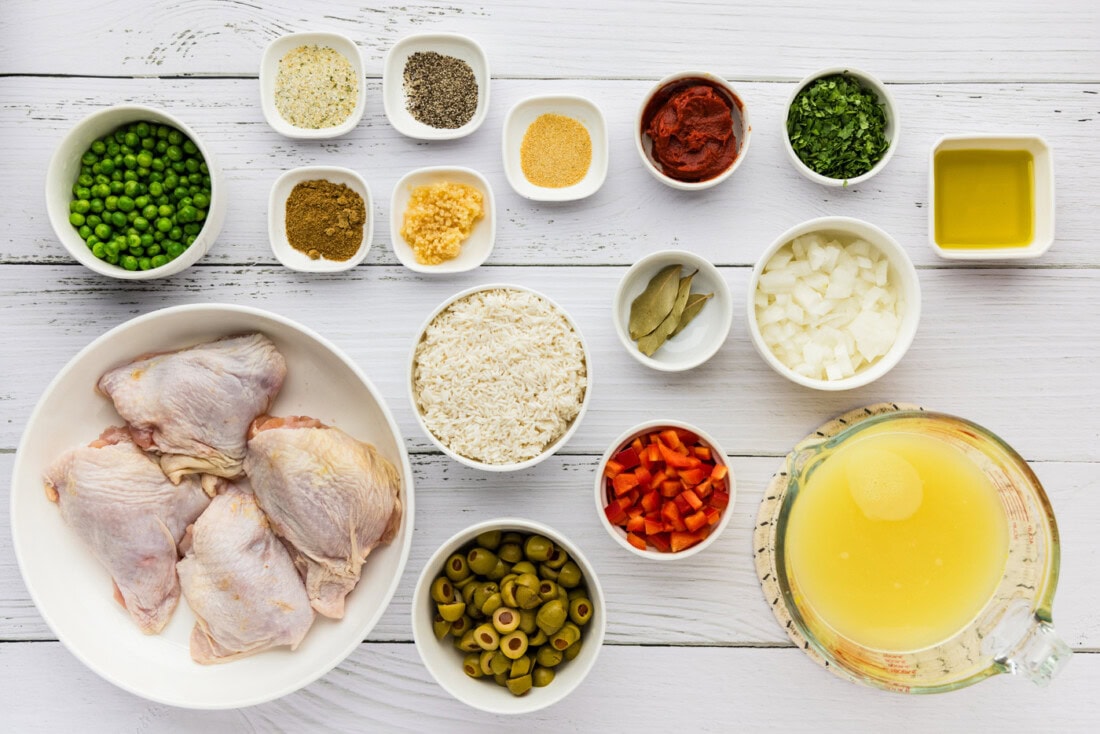 ingredients needed to make Arroz con Pollo