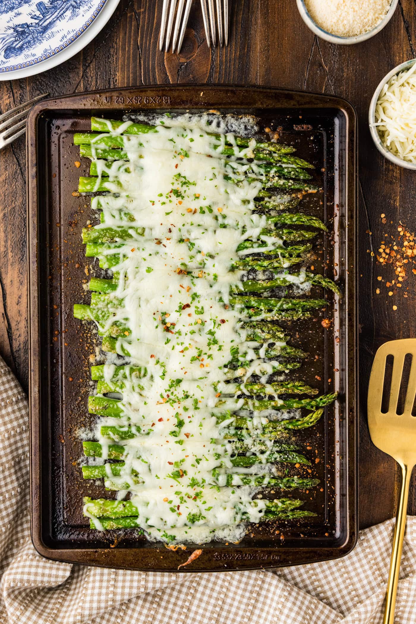 overhead photo of Cheesy Asparagus